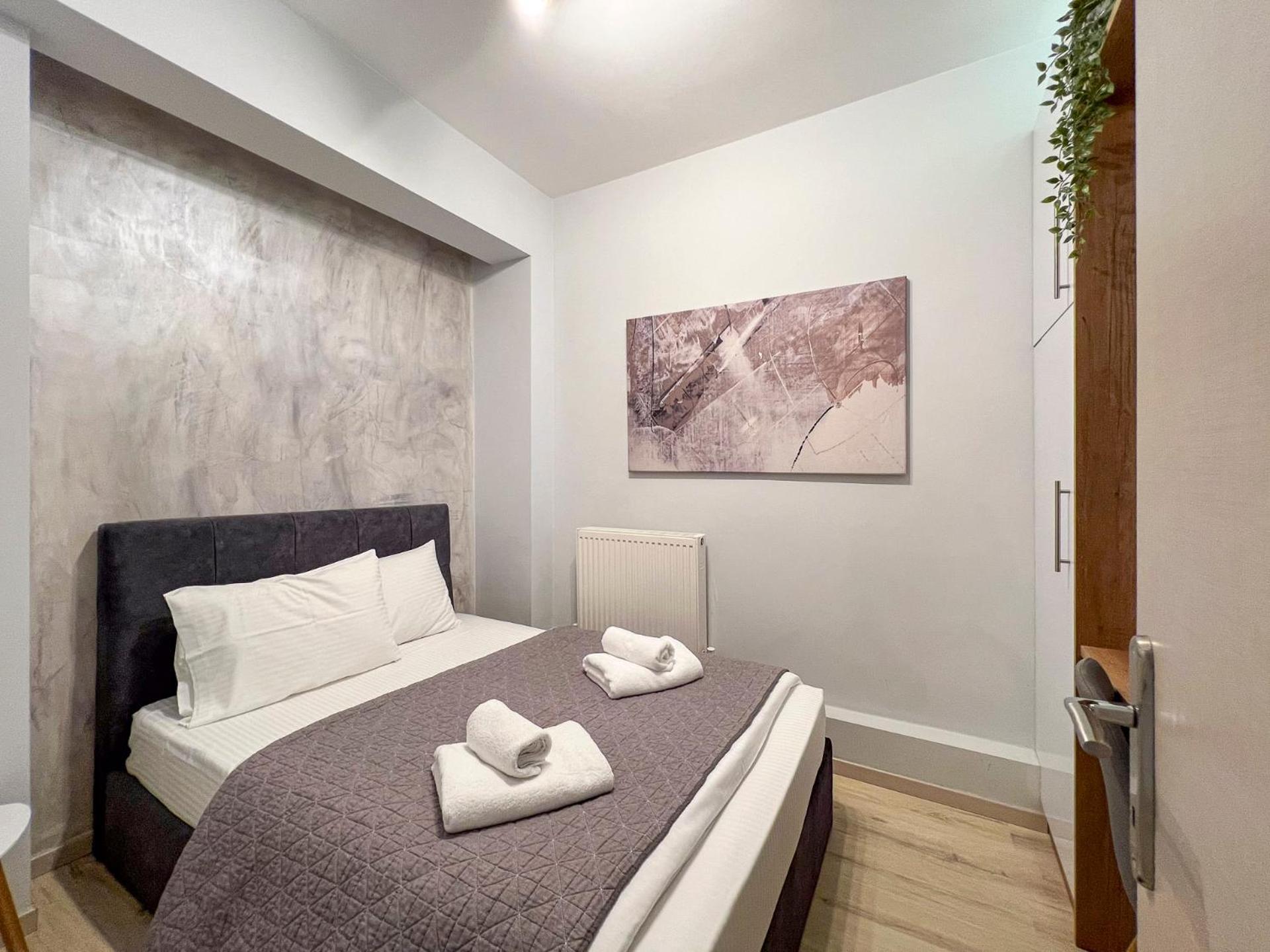 Incitybnb - Chic Suite Thessaloniki Buitenkant foto